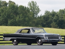 Ford Galaxie XL 401 Sunliner Convertible 1961 01